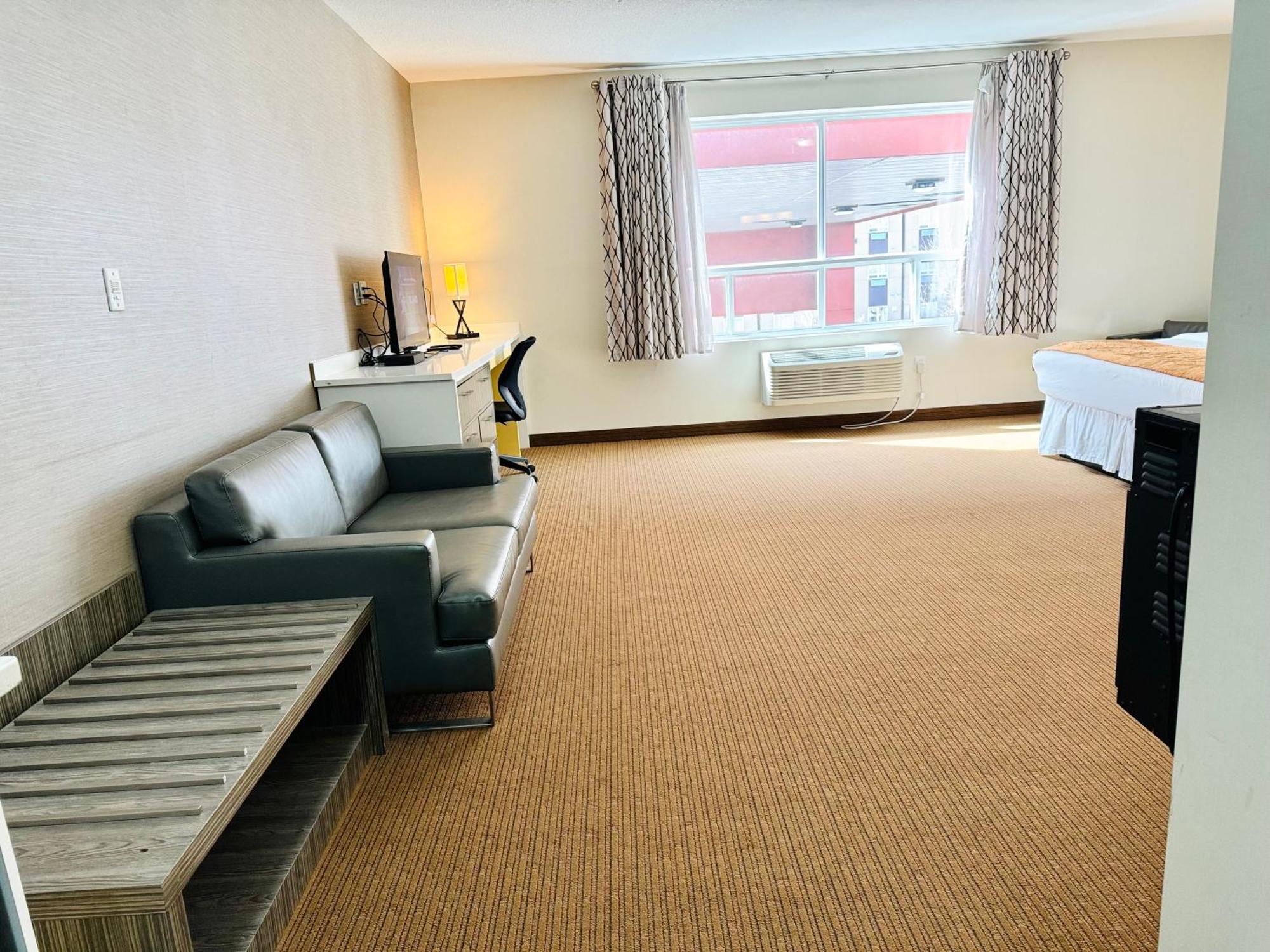 Southfort Inn Fort Saskatchewan Eksteriør billede