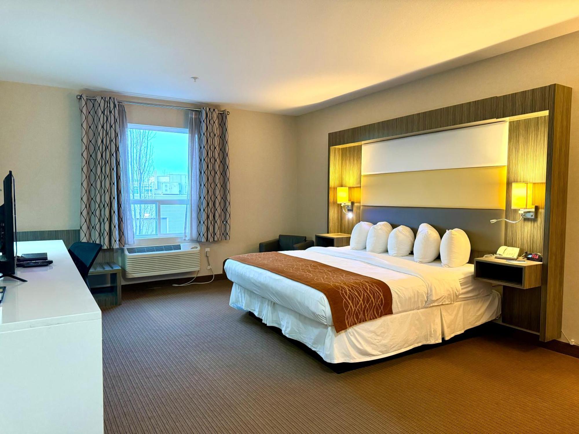 Southfort Inn Fort Saskatchewan Eksteriør billede